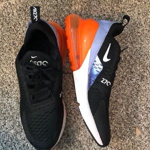 Nike Air 270 Women’s sneakers!